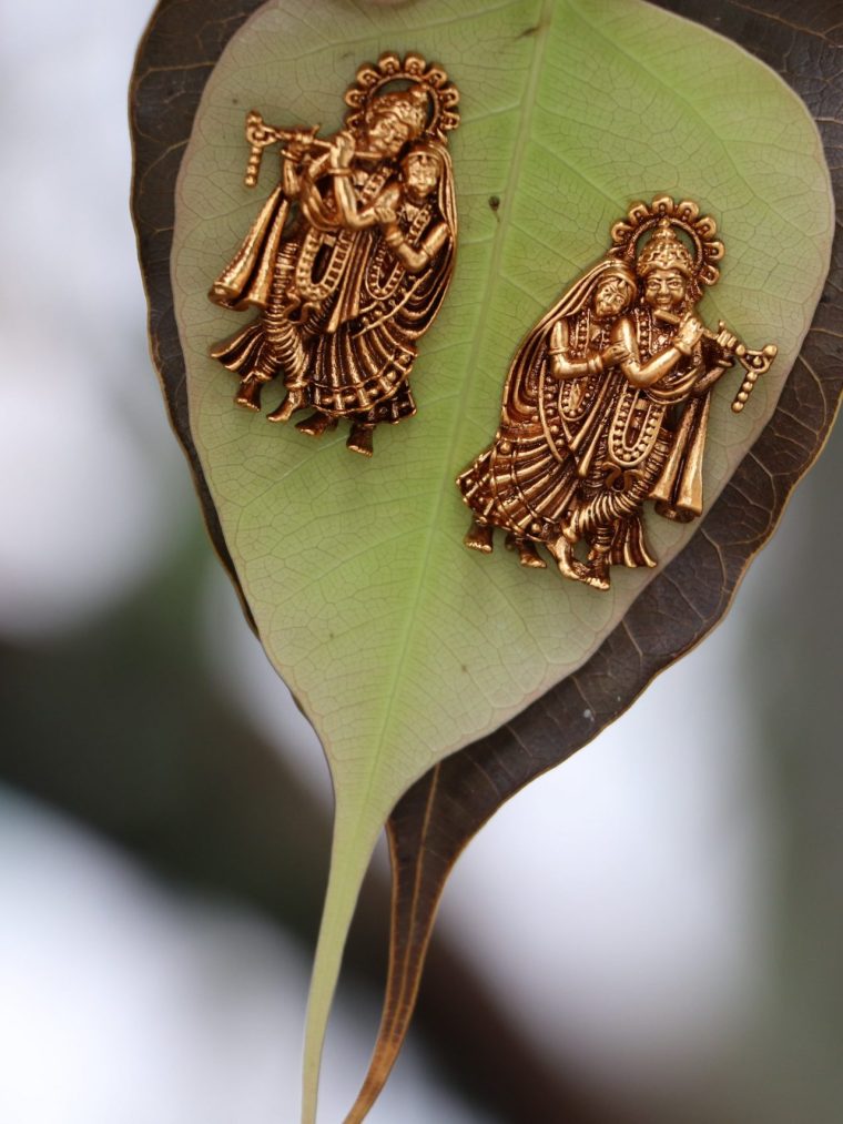 Radhe_Krishna_Ear_Stud-01