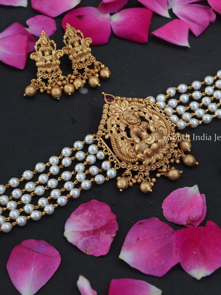 Beautiful Lakshmi White Pearl Choker