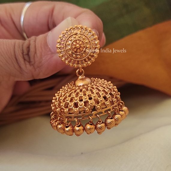 Gorgeous Shivadanair Jhumkas