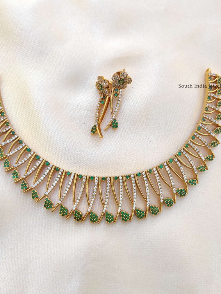 Traditional Green Mallu Design Necklace