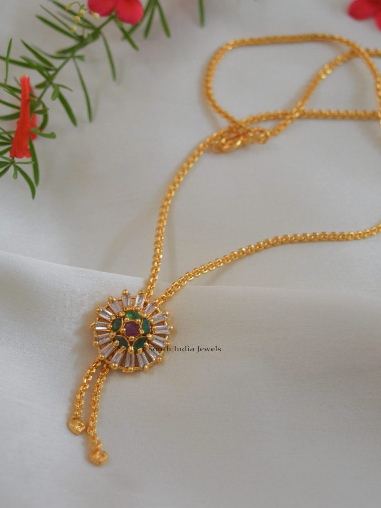 Trendy Gold Finish Chain with Pendant