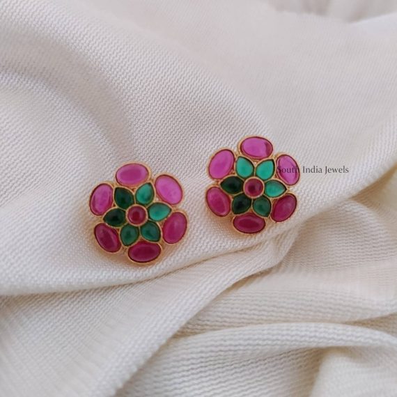 Beautiful Floral Design Earrings