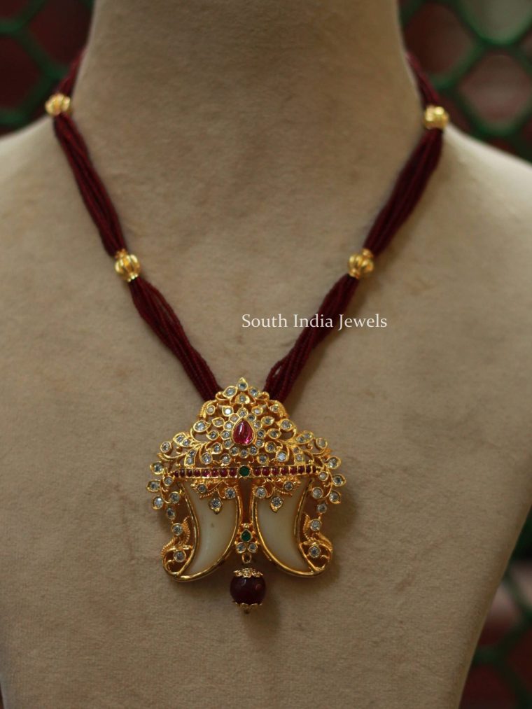 Elegant Traditional Necklace