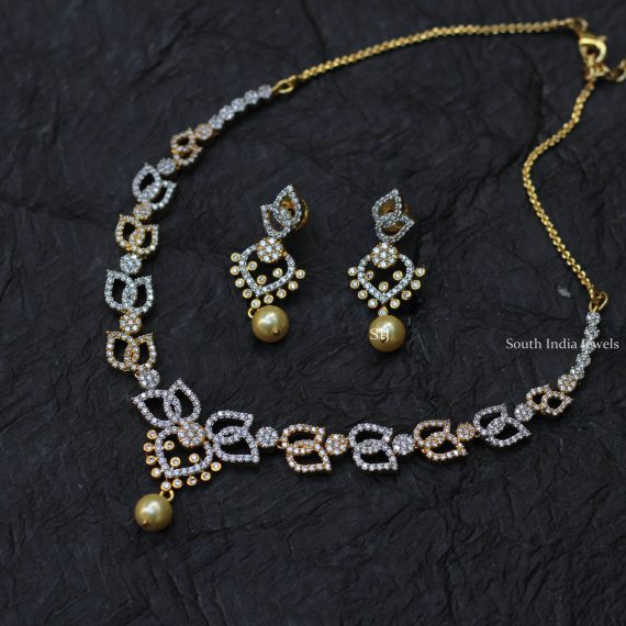 Sparkling Dual Tones Necklace