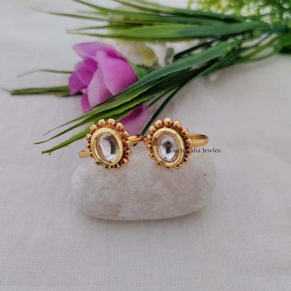 Oval Design Kundhan Toe Rings