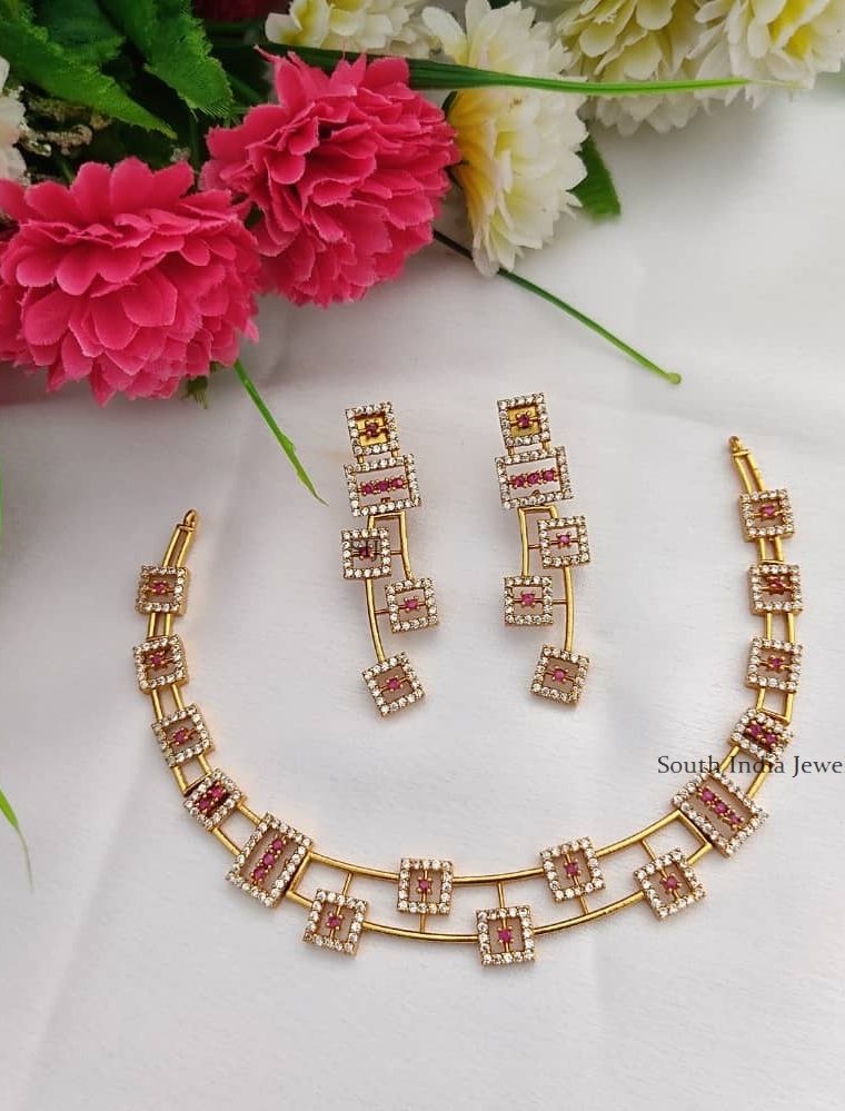 Trendy Stones Design Necklace