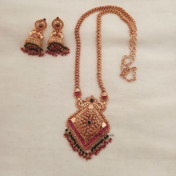 Beautiful Design Pendant Set (2)