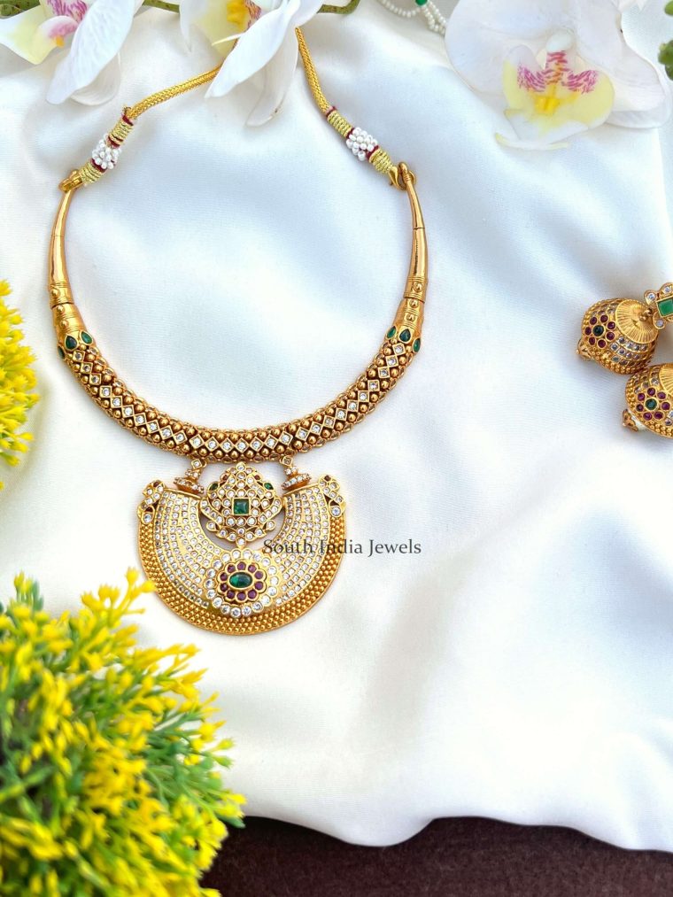 Chaand Floral Kanti Necklace Set (3)