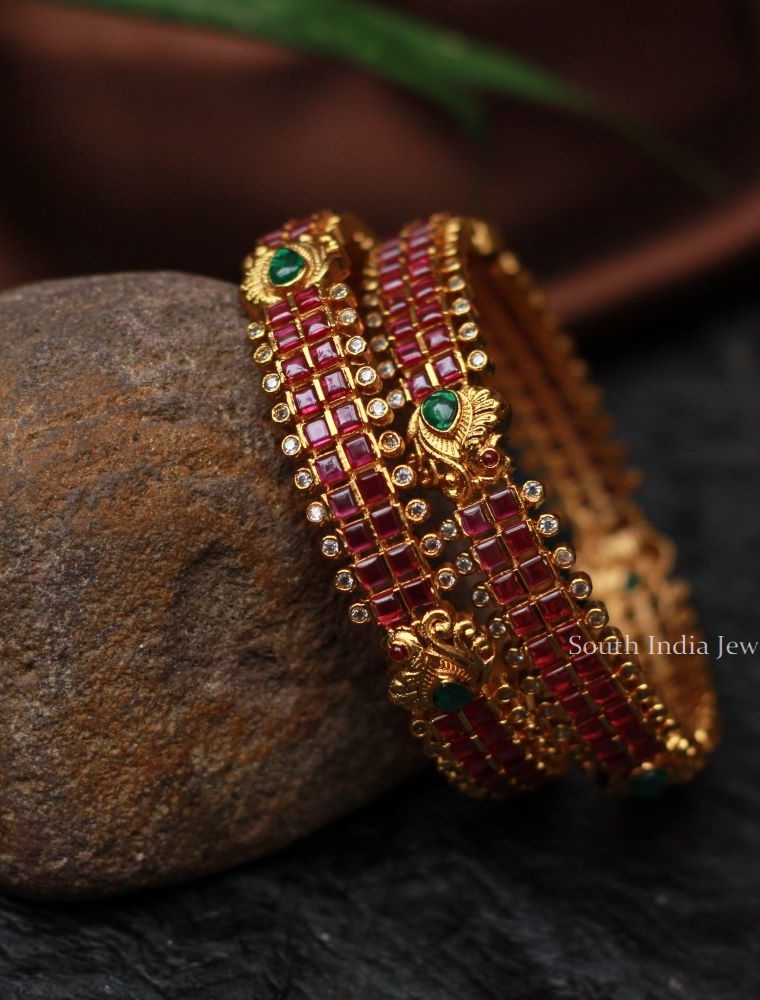 Traditional Red Stone Bangle Set (2)