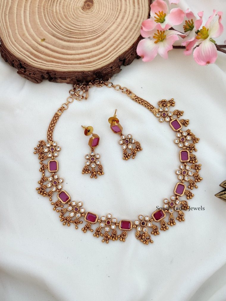 Floral AD Stones Necklace