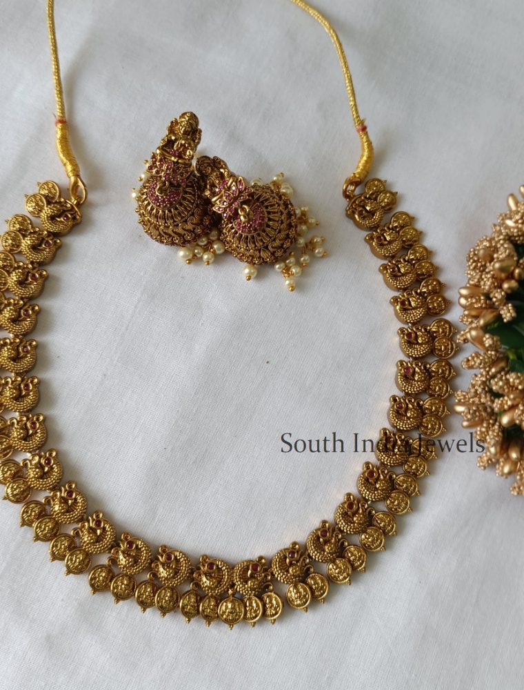 Traditional Lakshmi Necklace with Jumkas