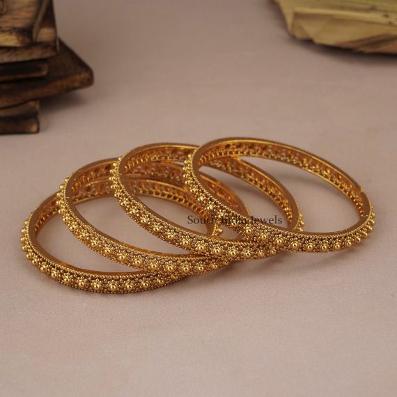 Tremendous Motif Bangle Set