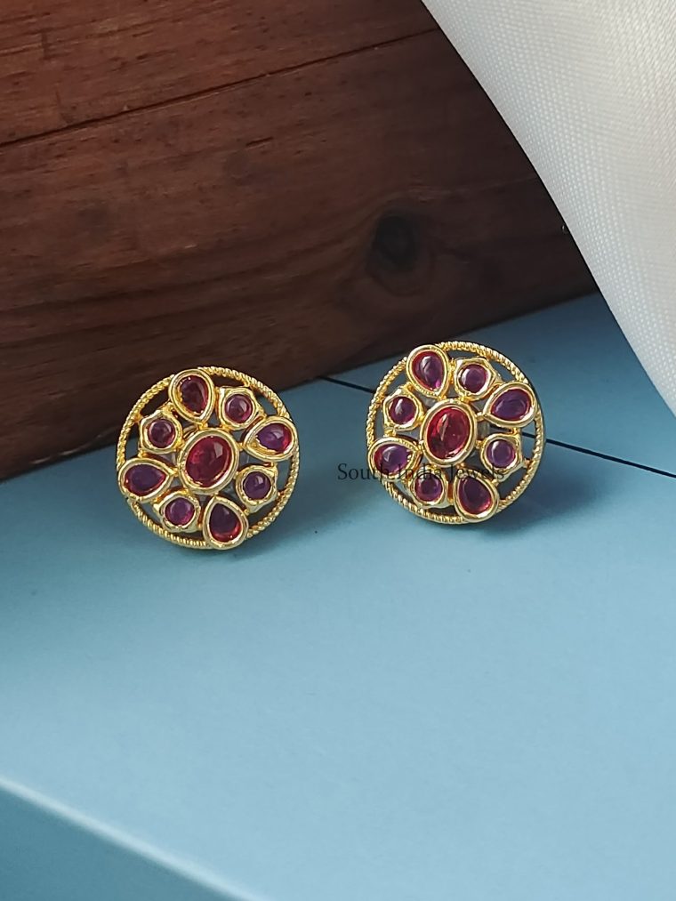 Beautiful Kemp Round Earrings