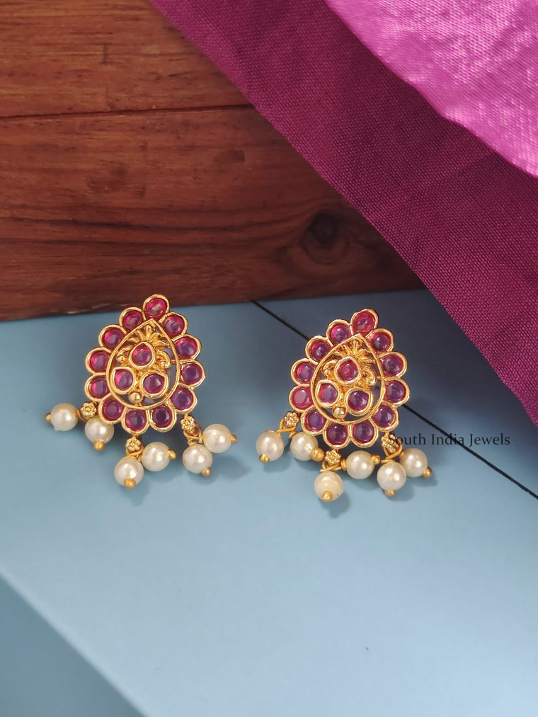 Beautiful Kempu Earrings With Pearls