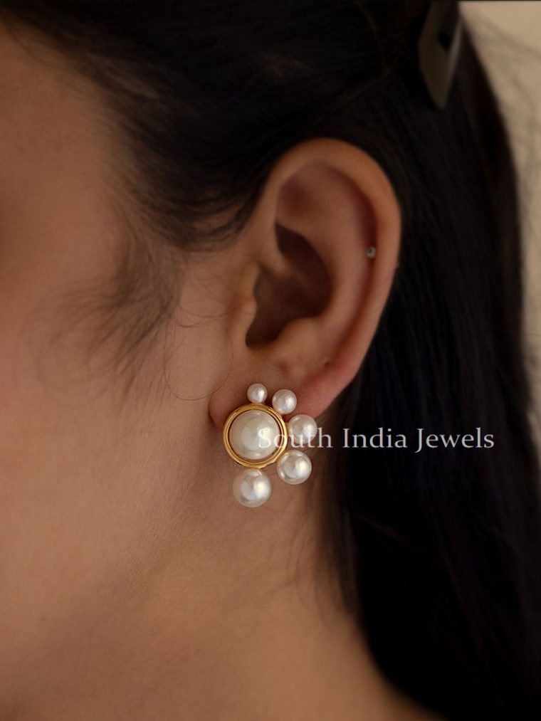 Semicircular Stunning Pearl Earrings