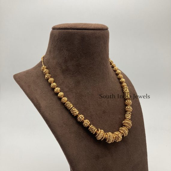 Alluring Gold Look Gundu Mala