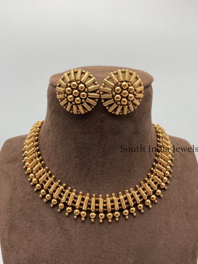 Stunning and Simple Necklace with Studs