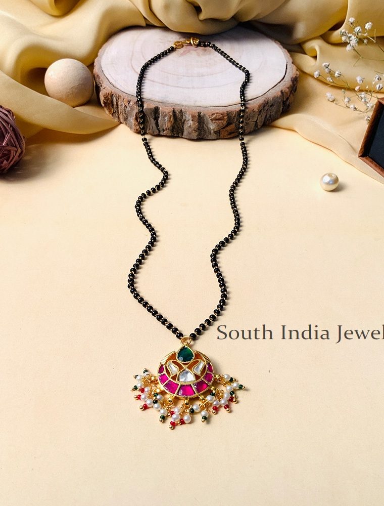 Alluring Multicolour Pachi Kundan Jadtar Mangalsutra