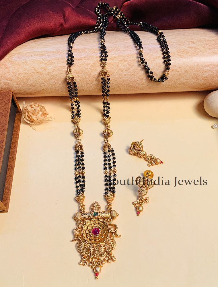 Stunning Black Beaded & Antique Long South Indian Mangalsutra & With Pair of Earrings