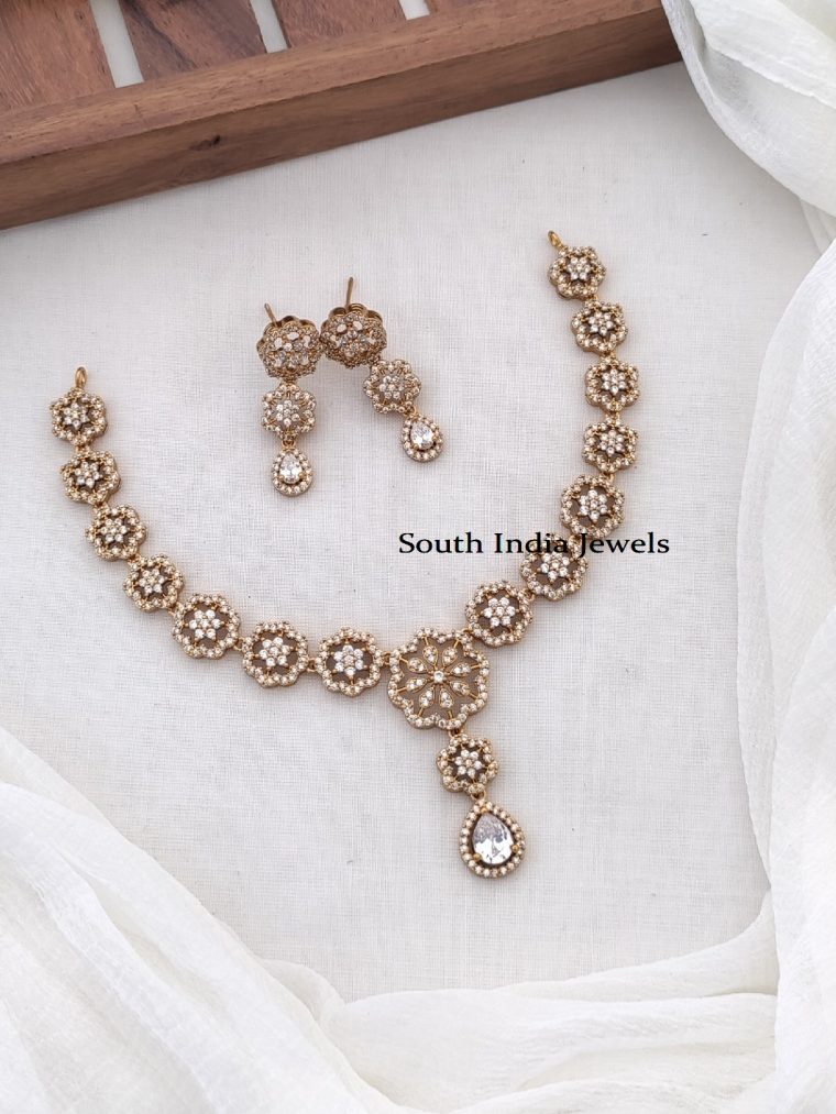 Traditional CZ Stones Necklace Set