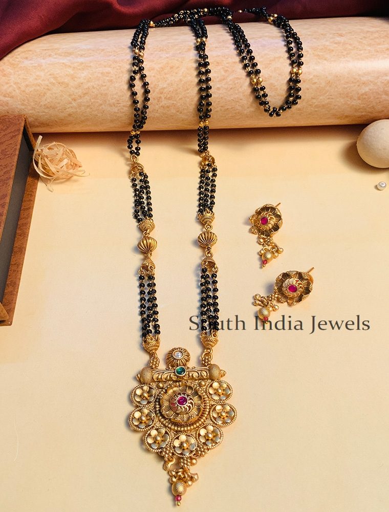 Wonderful Black Beaded & Antique Long South Indian Mangalsutra & With Pair of Earrings