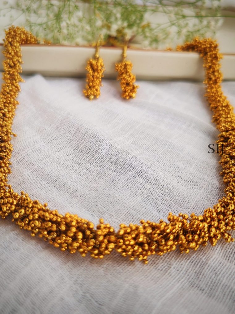 Beautiful Single Layer Handmade Gold Bunch Mala