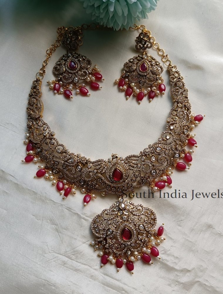 Gorgeous Pink Stones Victorian Necklace Set