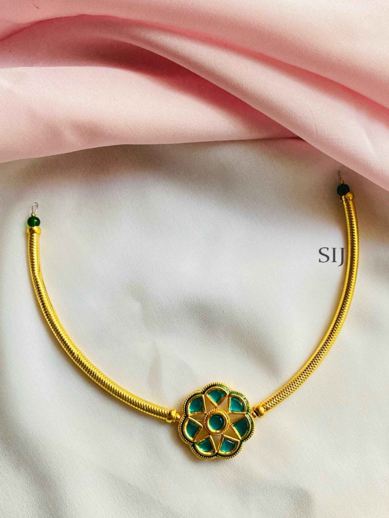 Traditional Tea Flower Hasli Choker