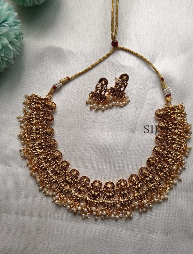 Attractive Lakshmi Necklace Set