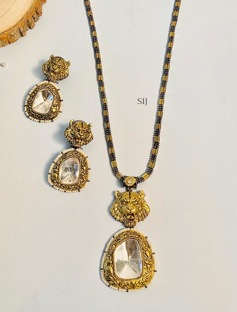 Alluring Victorian Vintage Polki Necklace