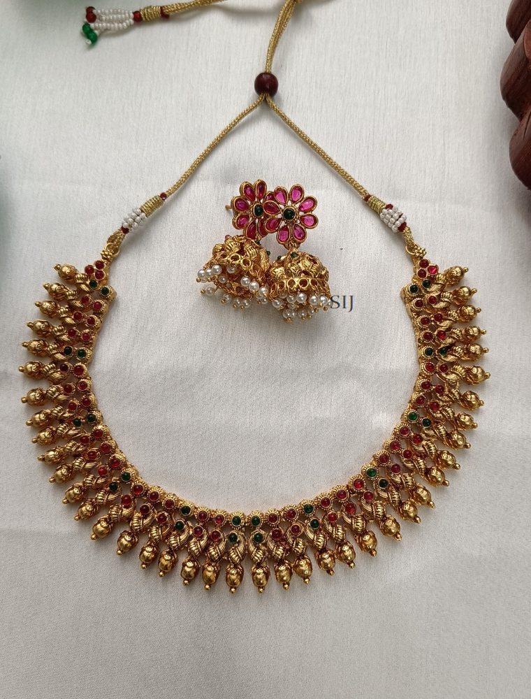 Fashionable Necklace Sets-1