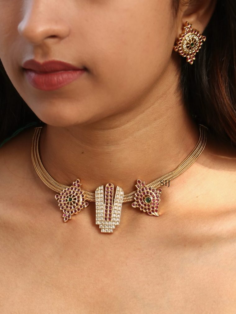 Stunning Abhilasha Kemp Chain Choker Set