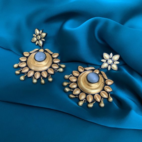 Alluring Gold Plated Kundan American Diamond Earrings