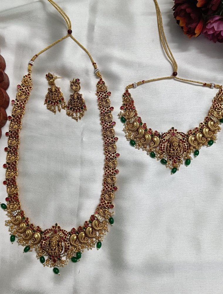 Attractive Kemp Stone Bridal Set with Green Beads