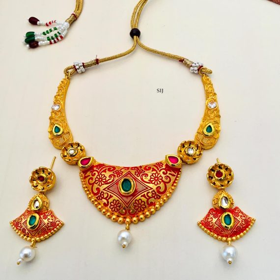 Matte Finish Kundan Studded Choker