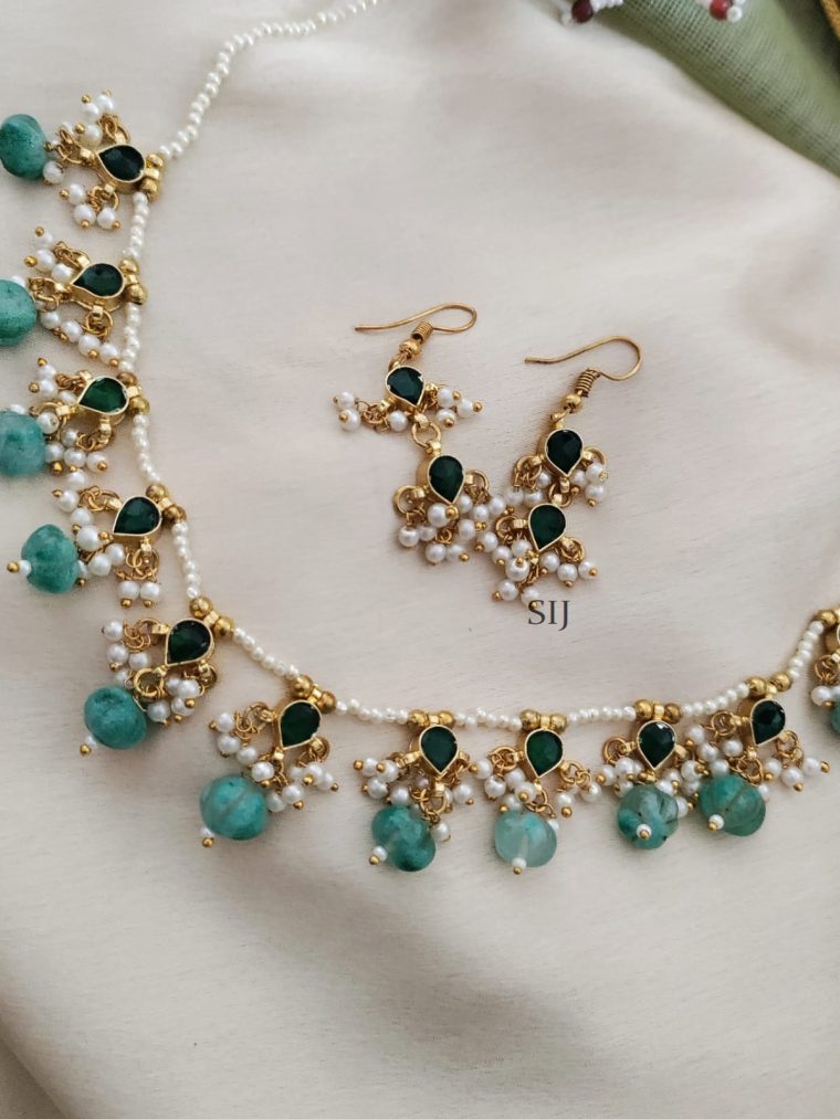 Jadau Green Pearl Necklace Set