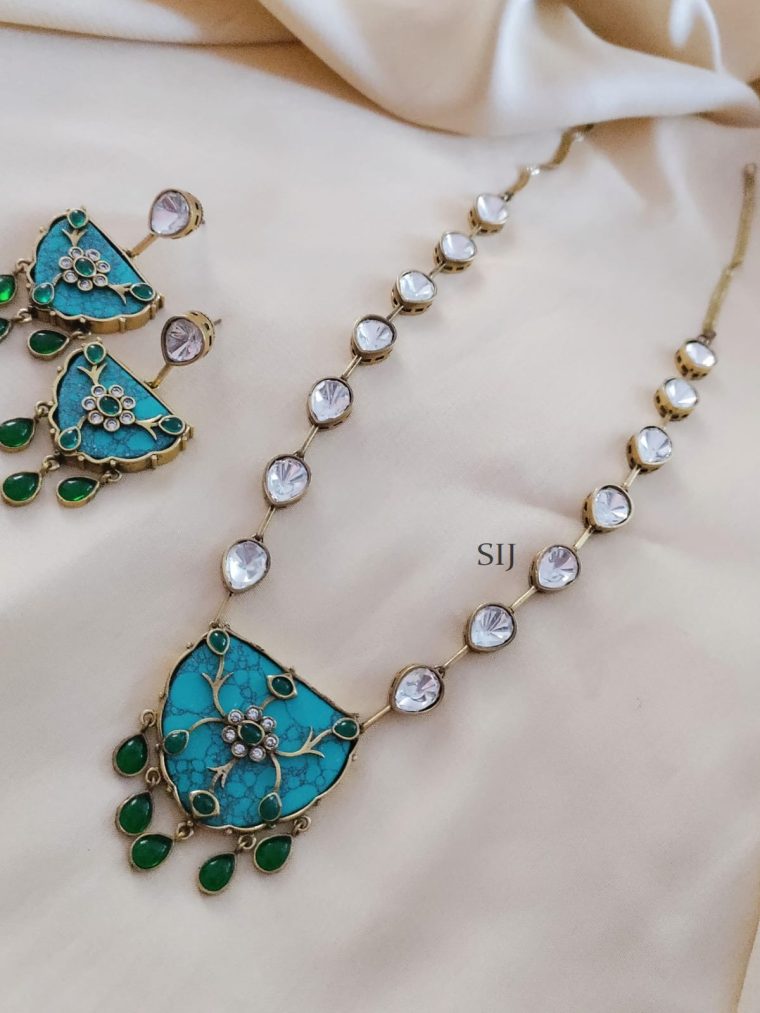 Sabyasachi Inspired Kundan Work Necklace Set