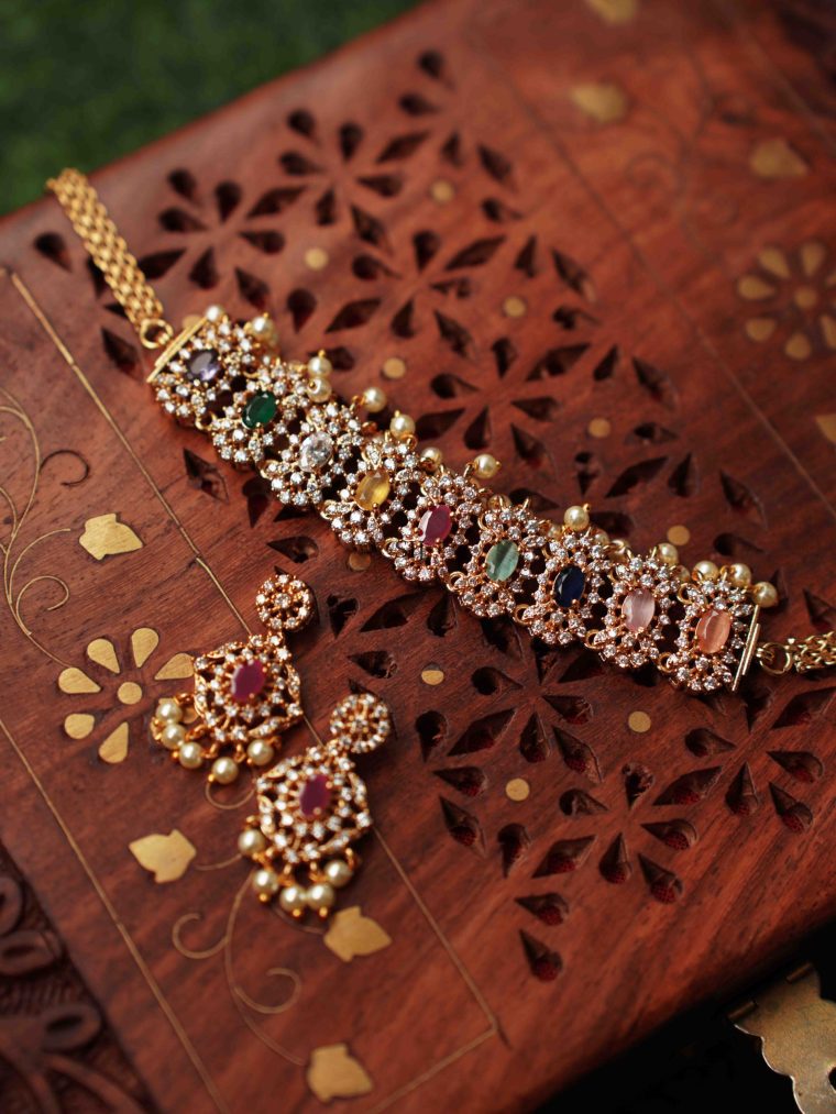 Artificial Multicolor Stone Chocker