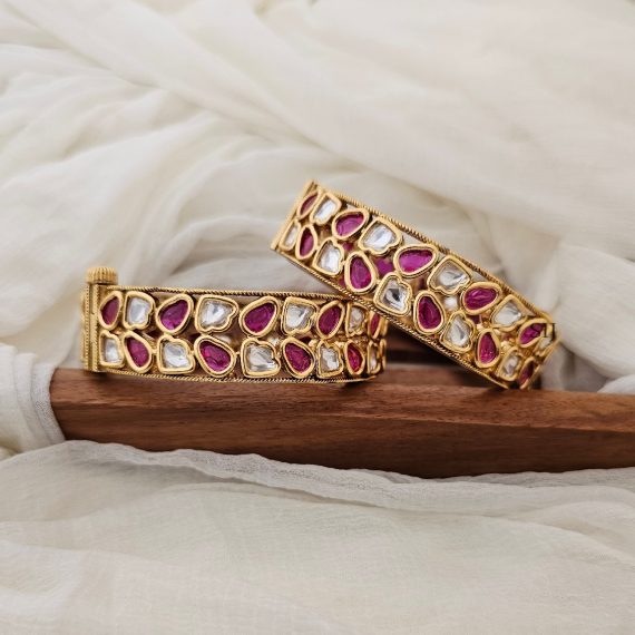 Artificial Kundan and Kemp Screw Bangles