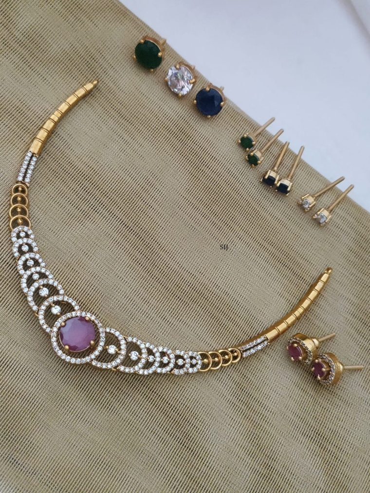 Gold Finish Changeable Stone Hasli Necklace