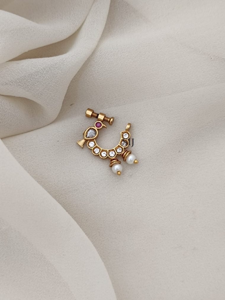 Imitation White Stones And Pearl Ring Type Nose Pin