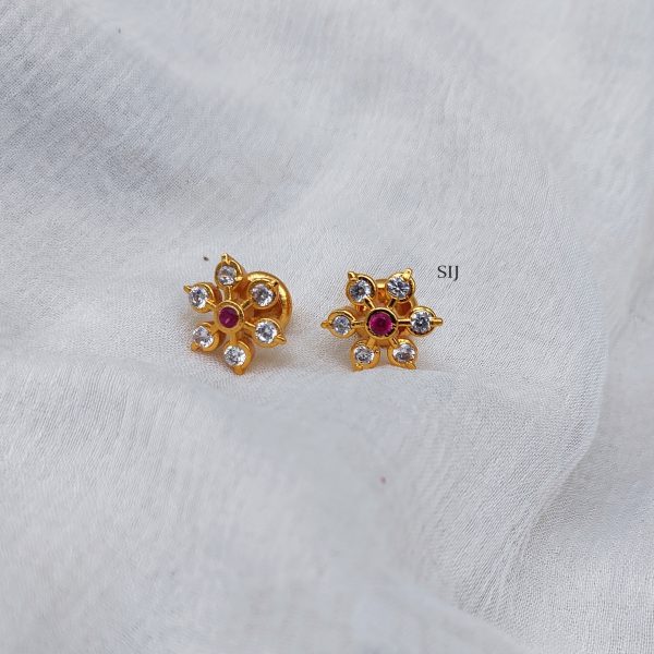 Artificial White And Centre Rose Stone Ear Studs